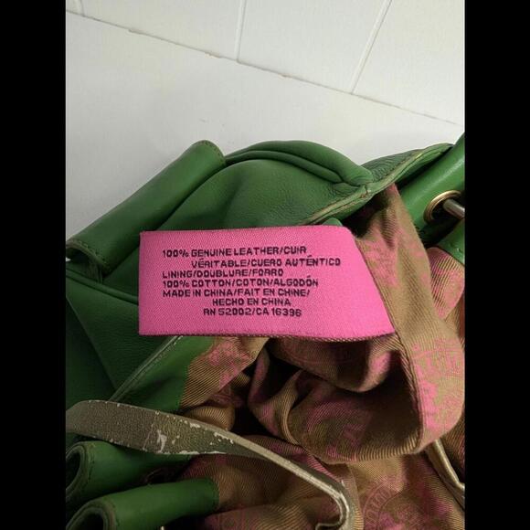 💚 Juicy Couture Green Leather Slouch Bag – Y2K Style - Picture 7 of 9